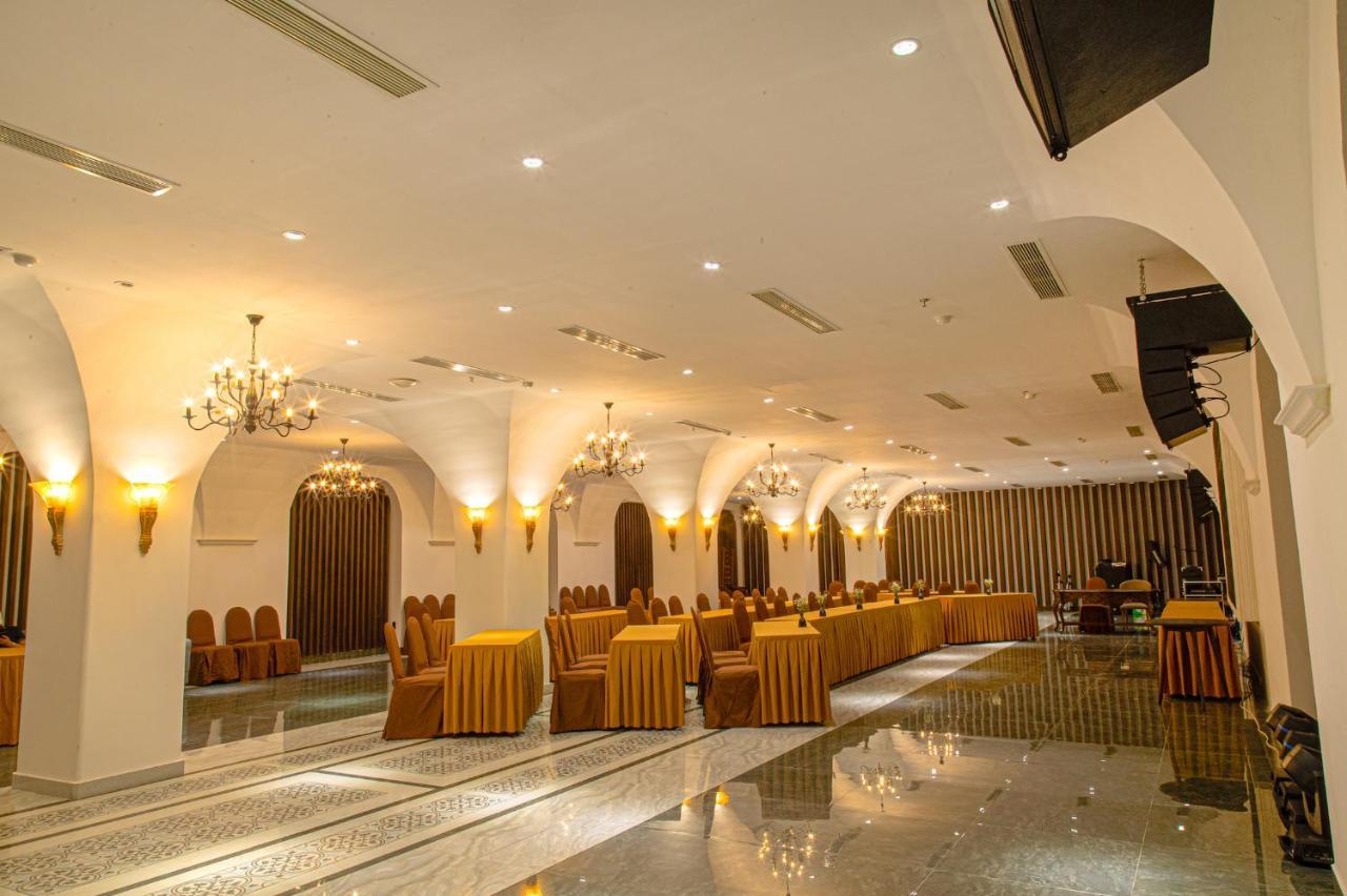 Dong Duong Hotel & Suites - Afternoon Tea Inclusive - Very Central Da Nang Exterior foto
